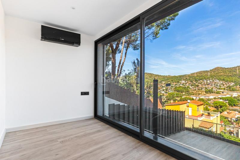 Foto 15afe99f-0aff-49b4-be61-febfc829a1af. House with heating parking pool in La Miranda-Can Candeler Sant Just Desvern