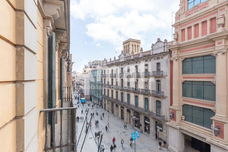 Foto 30687b40-da64-4a08-ada6-c28f1f9439e2. Miete büro in Gòtic Barcelona