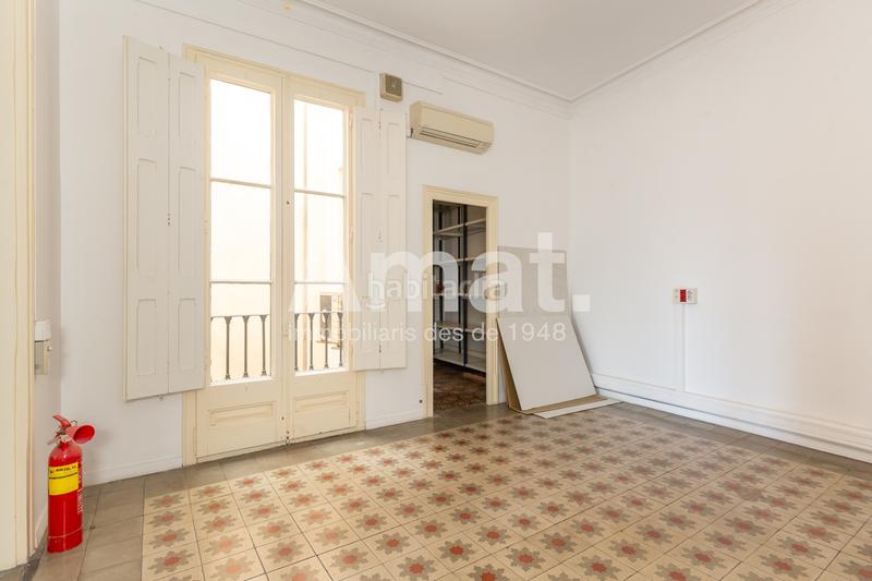Foto d2624260-0b47-4784-8935-4565ebaaed7e. Miete büro in Gòtic Barcelona