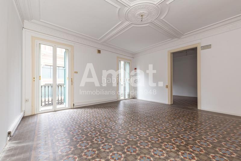 Foto 9b9872e9-69d7-4658-88a7-4ff0135137df. Rent office space in Gòtic Barcelona