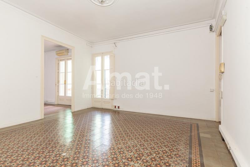 Foto aa0ad280-90b1-49b7-8e68-27be201012e8. Rent office space in Gòtic Barcelona