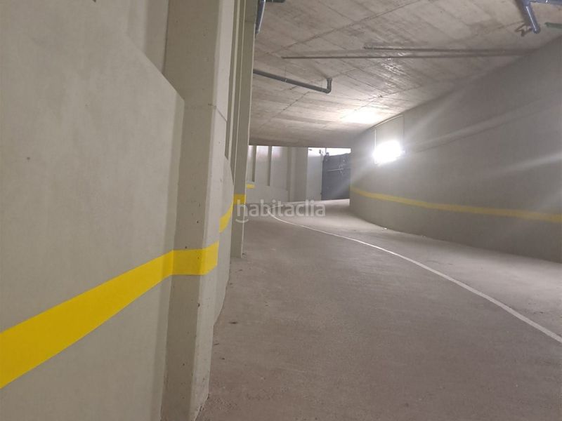 Foto b8aea873-62fa-4d58-bec4-0ad5de7eba71. Car parking in Roses-Castellbell Sant Feliu de Llobregat