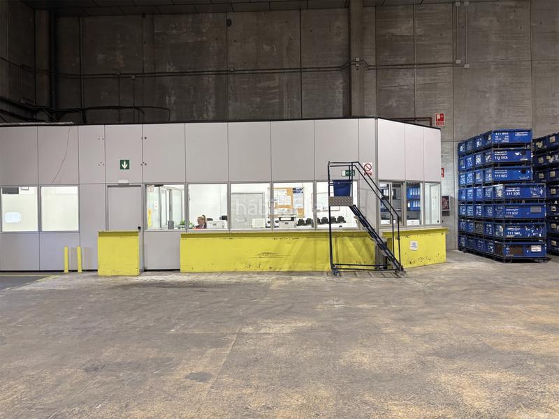 Foto 5964abf8-2f57-4d9c-a159-7276415a1f36. Lloguer nau industrial a Castellbisbal