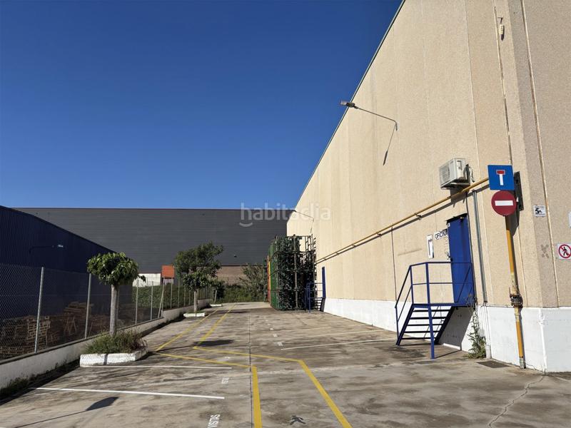 Foto cc4957fc-d907-422b-9ccd-901b7cb7cd56. Lloguer nau industrial a Castellbisbal