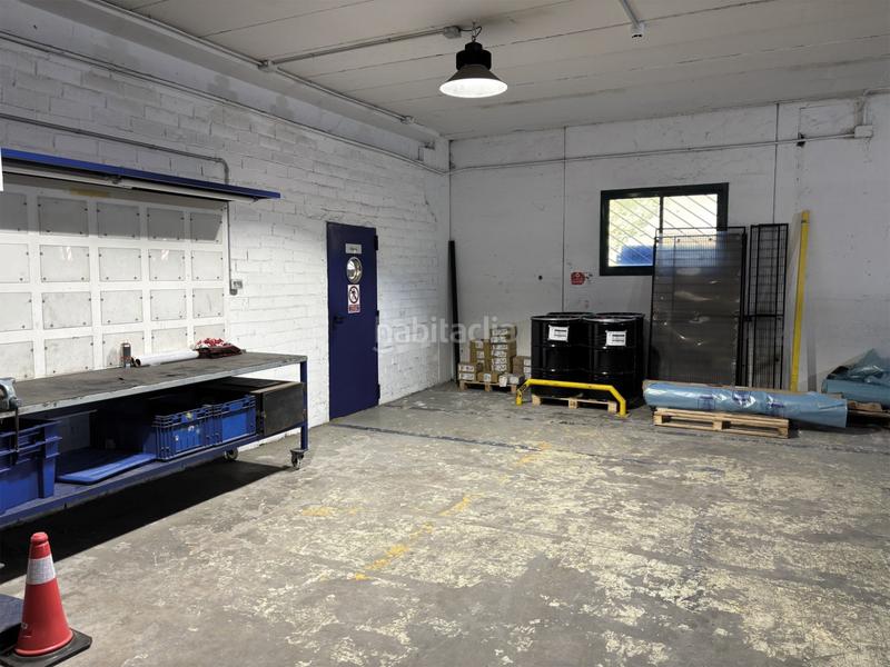 Foto ed6c2d39-4dfd-47fa-b84f-4fdf5647437d. Lloguer nau industrial a Castellbisbal
