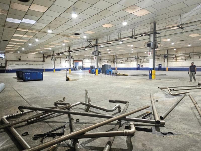 Foto f29bc97c-1ab0-4069-8db2-67a18115ad47. Lloguer nau industrial a Castellbisbal