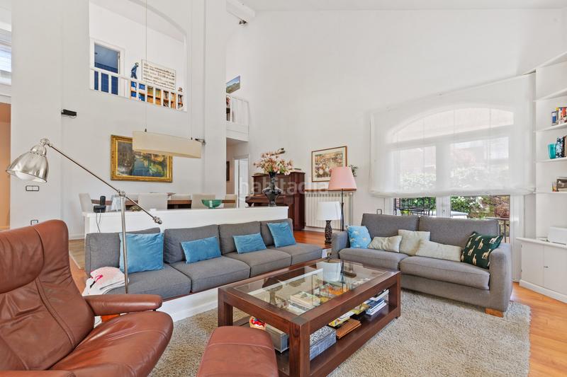 Foto 9fd7f5a2-47b3-412a-b772-2176009c6569. Casa amb calefacció aparcament piscina a Valldoreix Sant Cugat del Vallès