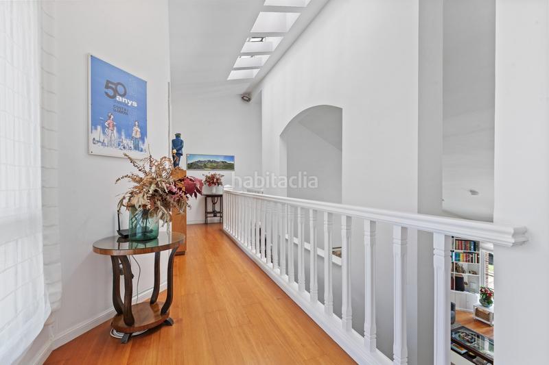 Foto a34c6f03-1958-4901-b2e9-df16c3a24d18. Casa amb calefacció aparcament piscina a Valldoreix Sant Cugat del Vallès