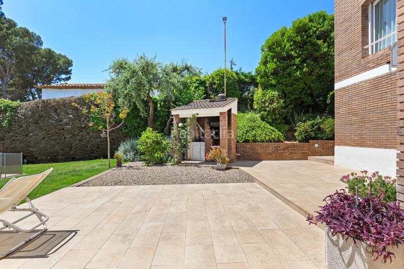 Foto b59e152f-d82e-493a-9b05-b68ca3cbabba. Casa amb calefacció aparcament piscina a Valldoreix Sant Cugat del Vallès