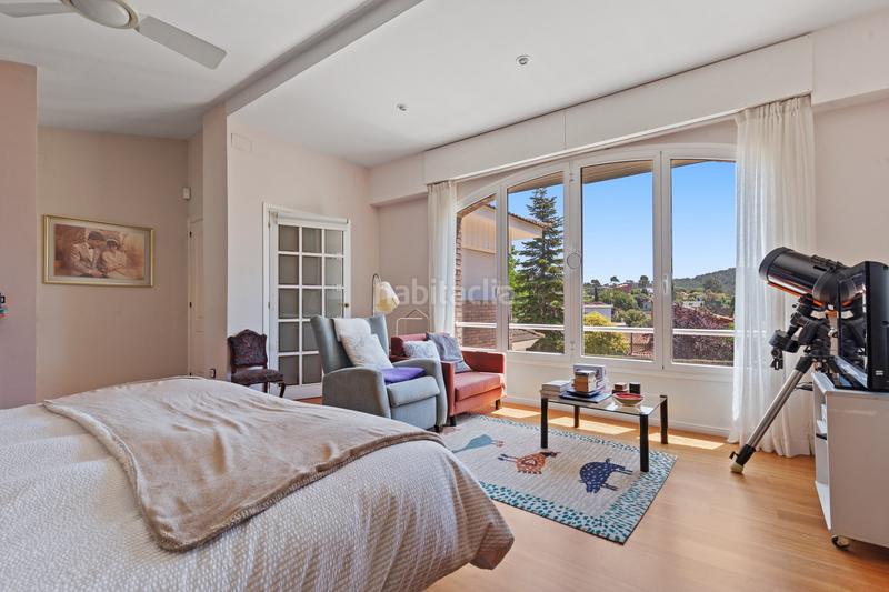 Foto dec8fd65-d87d-4cb6-bb0c-37e6961d4233. Casa amb calefacció aparcament piscina a Valldoreix Sant Cugat del Vallès