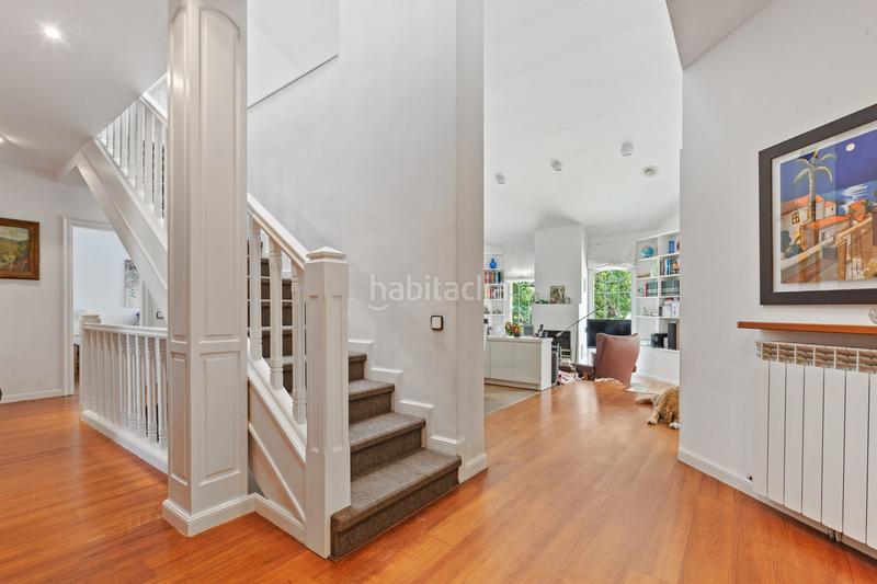 Foto ff51bc3b-f4e8-4117-9bae-921b2a70bddc. Casa amb calefacció aparcament piscina a Valldoreix Sant Cugat del Vallès