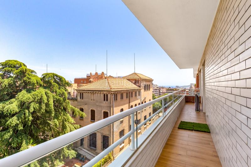 Foto d0dad251-0685-4c27-a906-753a506167f5. Appartamento con riscaldamento parcheggio piscina in Barcelona