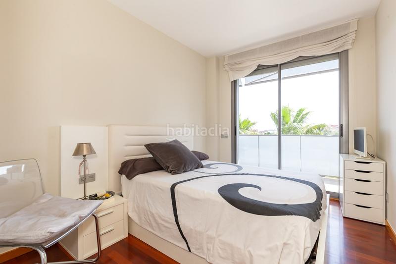 Foto 8aa47966-8be1-4c20-940d-3e220762ea38. Appartamento con riscaldamento parcheggio in Can Clota Esplugues de Llobregat