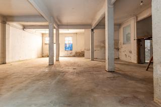 Location Local commercial  De josep campreciós