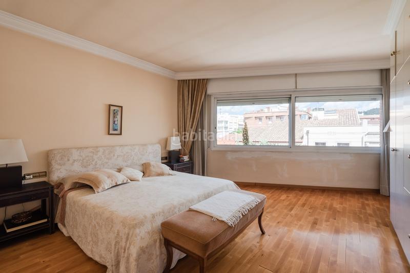 Foto cd7a7fb0-ffda-4f12-994b-4141e6189426. Affitto casale con riscaldamento parcheggio in Centre Sant Just Desvern