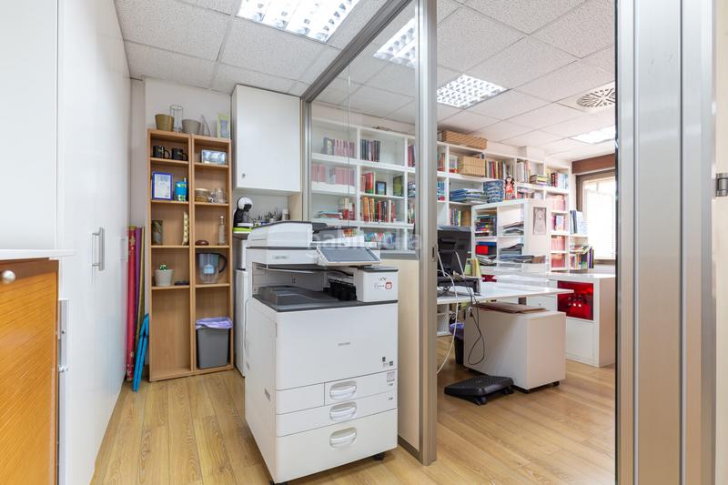 Foto f2872336-9da3-441b-b1d4-392283f2833c. Rent office space with heating in Sant Gervasi - Galvany Barcelona