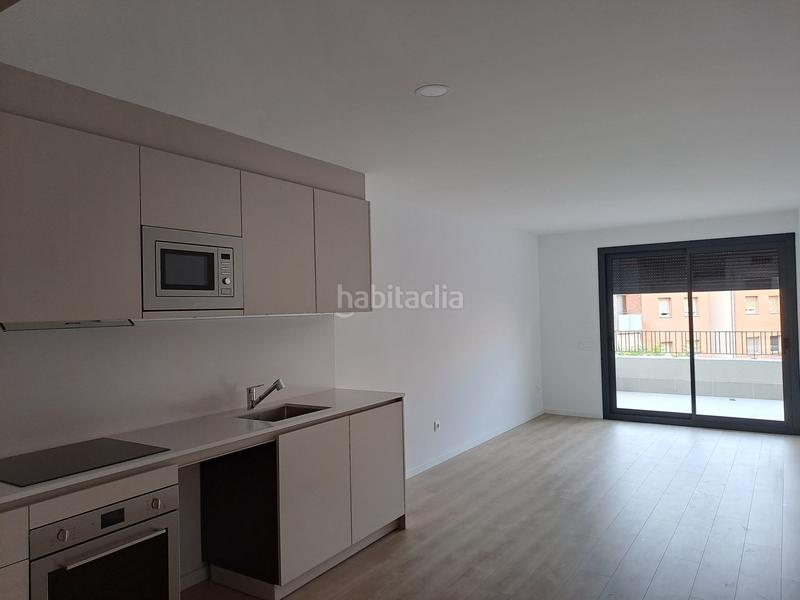 Foto 58c914c6-a816-44d7-8c86-053e8fc9b4fe. Miete etagenwohnung mit heizung parking in Roses-Castellbell Sant Feliu de Llobregat