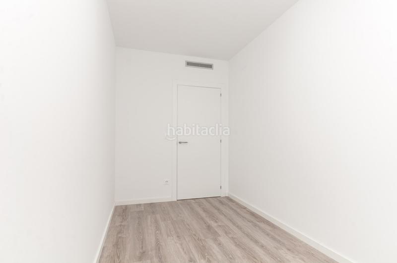 Foto 29b0530d-92f0-4afc-8903-c0f835c58efc. Rent ground floor with heating parking pool in Mas Lluí - Els Miralls Sant Just Desvern