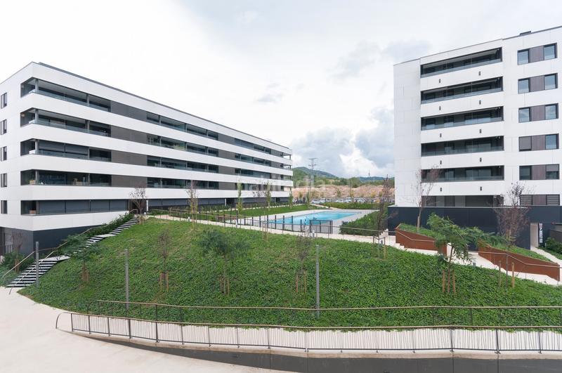 Foto 57509804-b56c-472a-9913-848dee80389a. Rent ground floor with heating parking pool in Mas Lluí - Els Miralls Sant Just Desvern