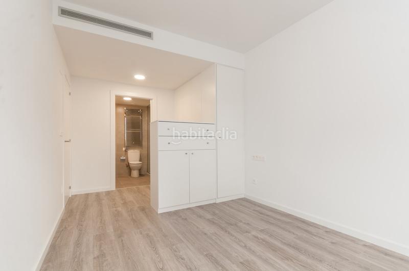 Foto 5971bb7e-4497-4232-be51-2f034015b0b4. Rent ground floor with heating parking pool in Mas Lluí - Els Miralls Sant Just Desvern