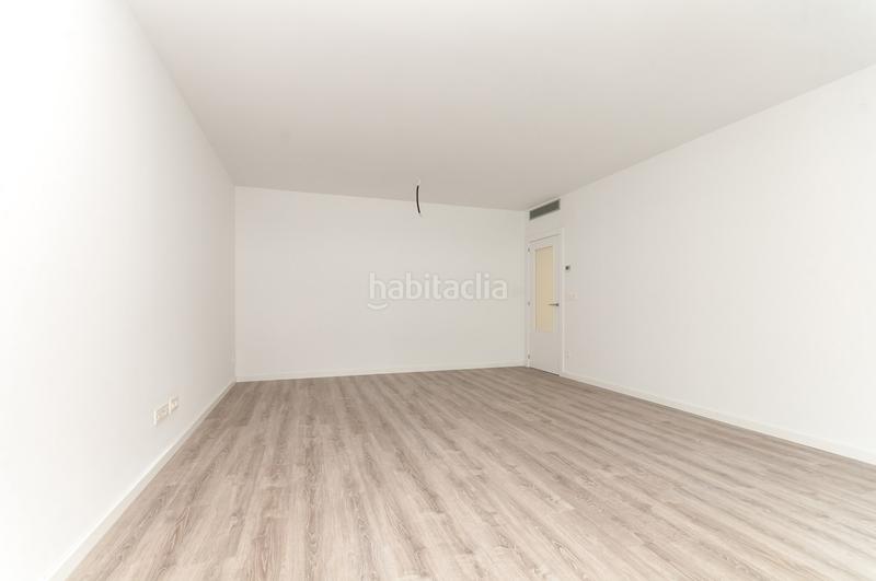 Foto 7a969147-afd2-473c-bc86-49c40a4c63d4. Rent ground floor with heating parking pool in Mas Lluí - Els Miralls Sant Just Desvern