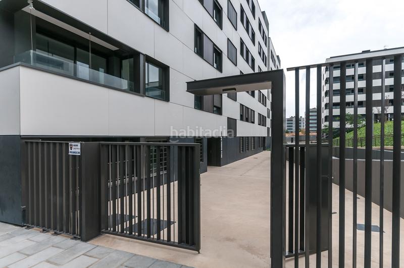 Foto 83ccff33-d25d-4942-a4d8-52b9a850cc4d. Rent ground floor with heating parking pool in Mas Lluí - Els Miralls Sant Just Desvern