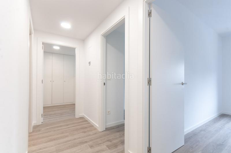 Foto 9e5d6cb1-c168-41bf-96a8-3426dc9dab68. Rent ground floor with heating parking pool in Mas Lluí - Els Miralls Sant Just Desvern