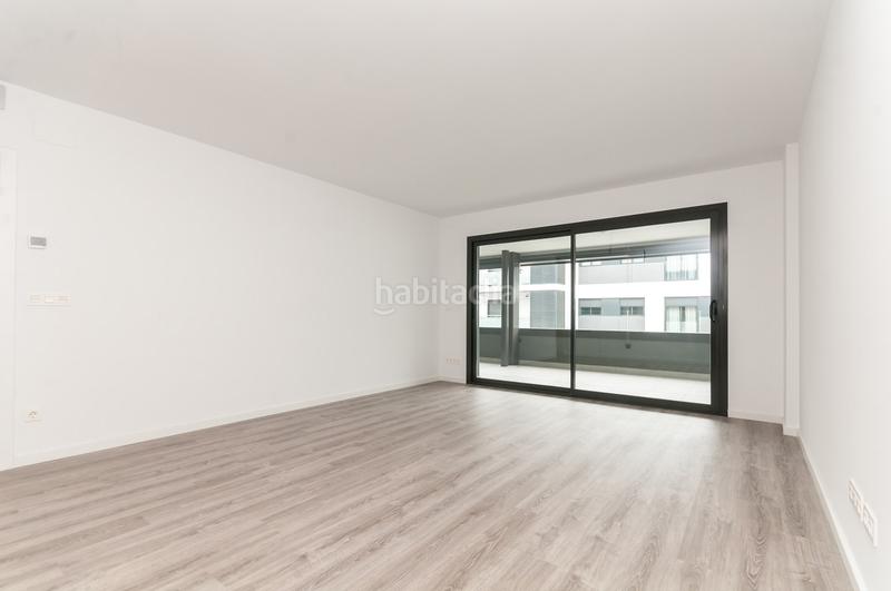 Foto a7a5b414-1019-423c-b450-4160a6efafb0. Rent ground floor with heating parking pool in Mas Lluí - Els Miralls Sant Just Desvern