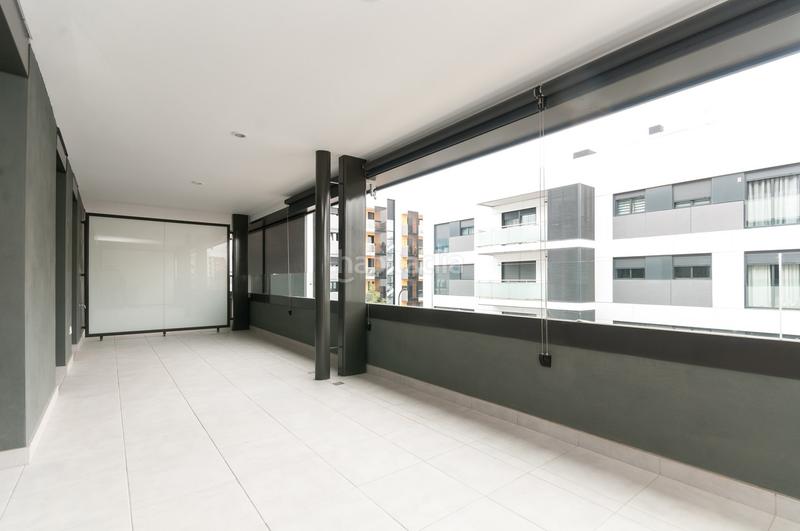 Foto e7e4d467-03e6-4fc7-94bd-4ab008d3c1c0. Rent ground floor with heating parking pool in Mas Lluí - Els Miralls Sant Just Desvern