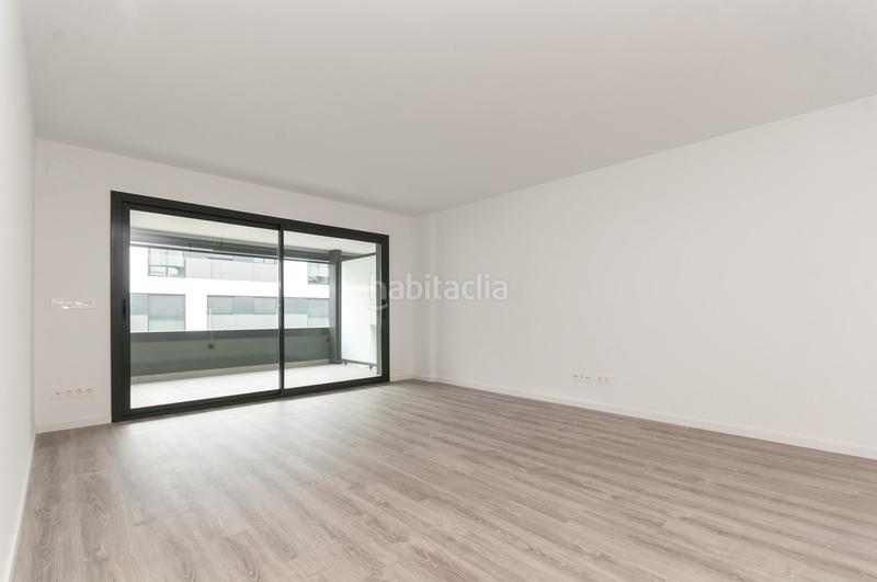 Foto 7706fc10-fb7d-45a9-8006-9dd592dc279c. Lloguer planta baixa amb calefacció aparcament piscina a Sant Just Desvern