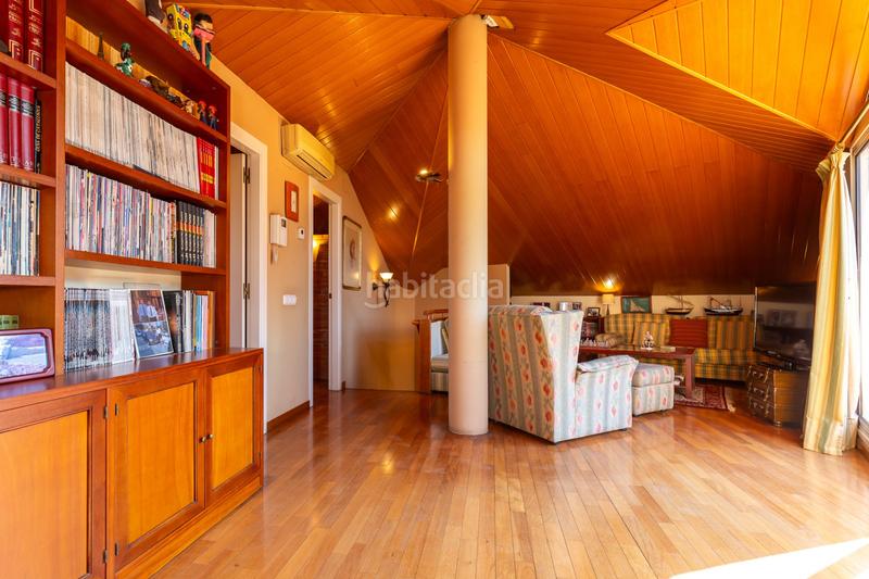 Foto b4ad9bde-b262-4f77-ba22-b3ac28d0f213. Alquiler casa en Arxiu Sant Cugat del Vallès