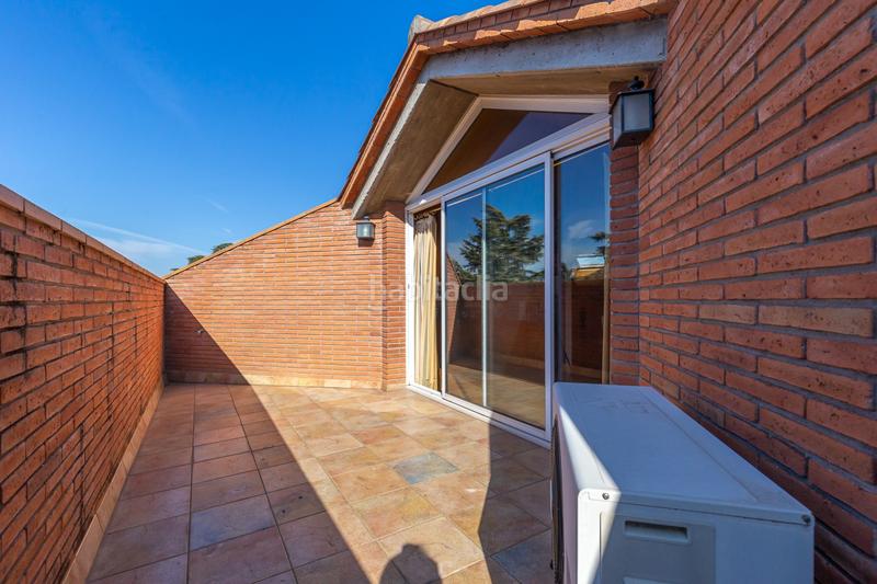 Foto 8ee1a6fe-172b-4306-b384-ae20a33b21b0. Lloguer casa amb calefacció aparcament piscina a Sant Cugat del Vallès