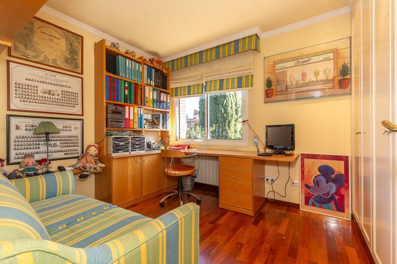 Foto 91b83c61-76f0-472d-9788-ee1932881f65. Lloguer casa amb calefacció aparcament piscina a Sant Cugat del Vallès