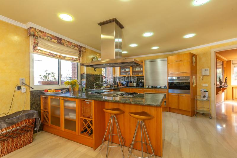 Foto bc40e857-93fc-4d32-9c61-3cb763744133. Rent house with heating parking pool in Arxiu Sant Cugat del Vallès