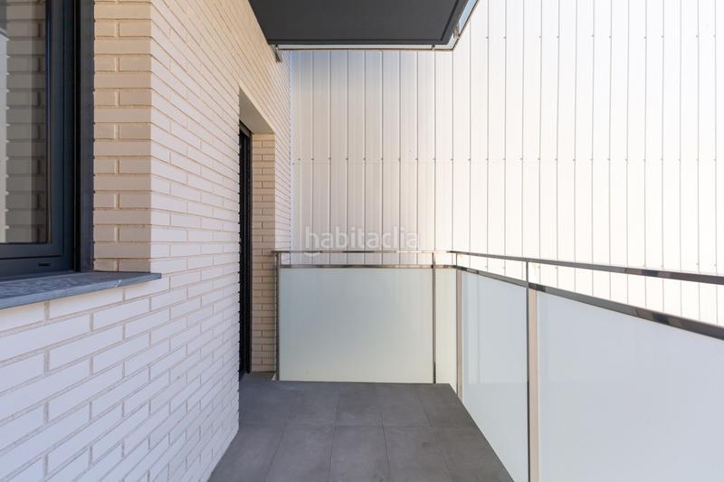 Foto 98eac64f-4598-4a8f-8c82-15bf335751d8. Lloguer pis amb calefacció aparcament a Centre Esplugues de Llobregat