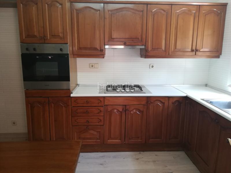 Foto 1e50a872-9929-4882-9a17-ce1f3f8cafb3. Casa adosada en Eixample Sant Cugat del Vallès