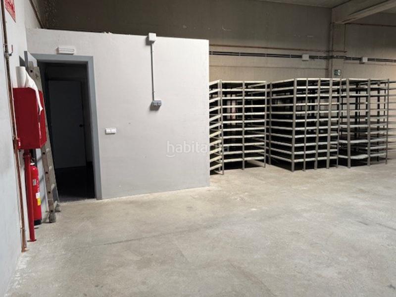 Foto c79be467-c906-4521-b872-b1bc432ebed7. Location bâtiment à usage industriel dans Can Calders Sant Feliu de Llobregat