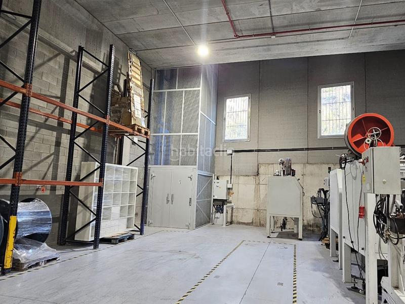 Foto 650a5435-81a5-468f-bd01-cb34085d1259. Alquiler nave industrial en Can Calders Sant Feliu de Llobregat