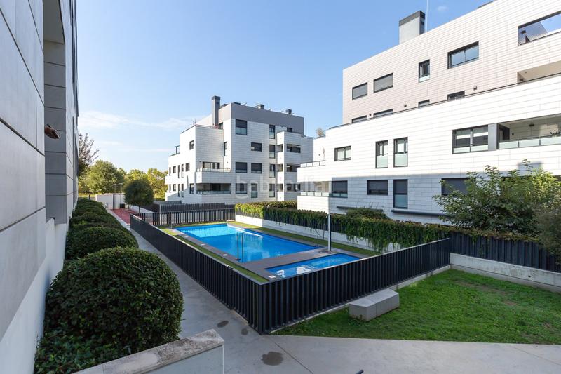 Foto 495410a5-0d95-4ff7-a291-2292c4f5e773. Erdgeschoss mit heizung parking pool in Volpelleres Sant Cugat del Vallès