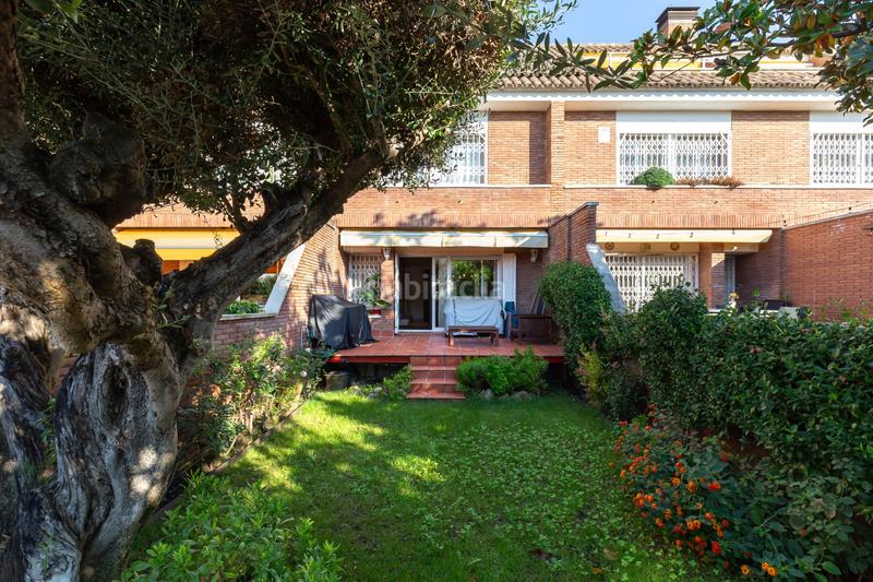 Foto 1675f606-fe20-43a8-bb97-4a3340d5e697. Casa adosada en Roses-Castellbell Sant Feliu de Llobregat