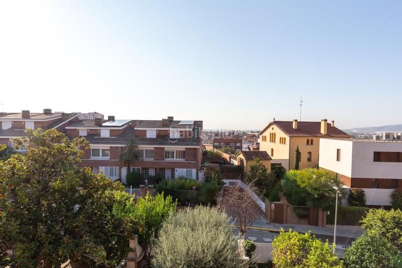 Foto aaedb3b1-a62e-4cfa-ac24-865a268b3403. Reihenhaus mit heizung parking in Roses-Castellbell Sant Feliu de Llobregat