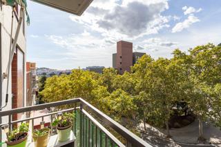 Etagenwohnung  De vallcarca