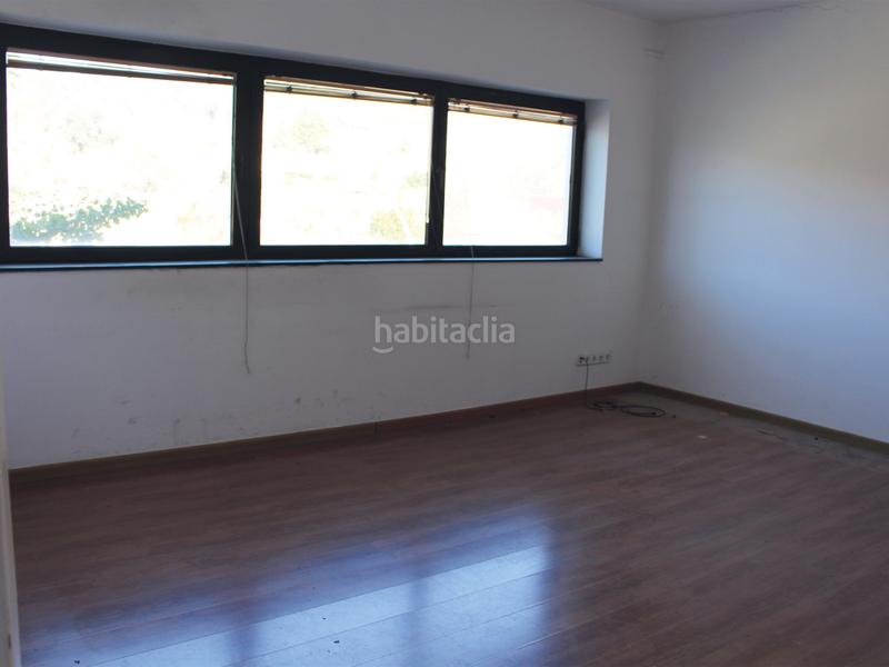 Foto 1ec7509a-63f3-4fe3-aa2c-0b02905484c3. Rent industrial building in Mas Lluí - Els Miralls Sant Just Desvern