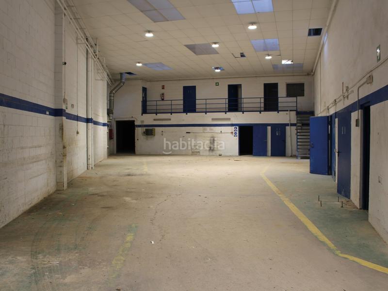 Foto e85ef68e-9410-41dc-bae1-b0f6db2cb3ce. Rent industrial building in Mas Lluí - Els Miralls Sant Just Desvern