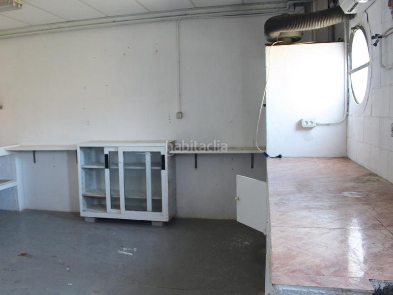 Foto fc4f9f43-e70b-4439-8b5e-77162e9671f3. Rent industrial building in Mas Lluí - Els Miralls Sant Just Desvern