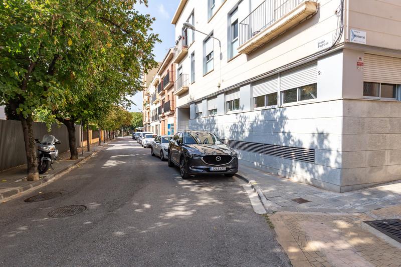 Foto f6f60f00-47f7-42ea-9989-8b556f880dd7. Rent flat with heating parking in Centre Sant Just Desvern