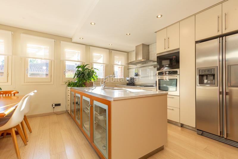 Foto 18f857cb-16e7-4a6a-9c40-0e24c2a08892. Maison jumelée avec chauffage parking dans Sant Domènec Sant Cugat del Vallès