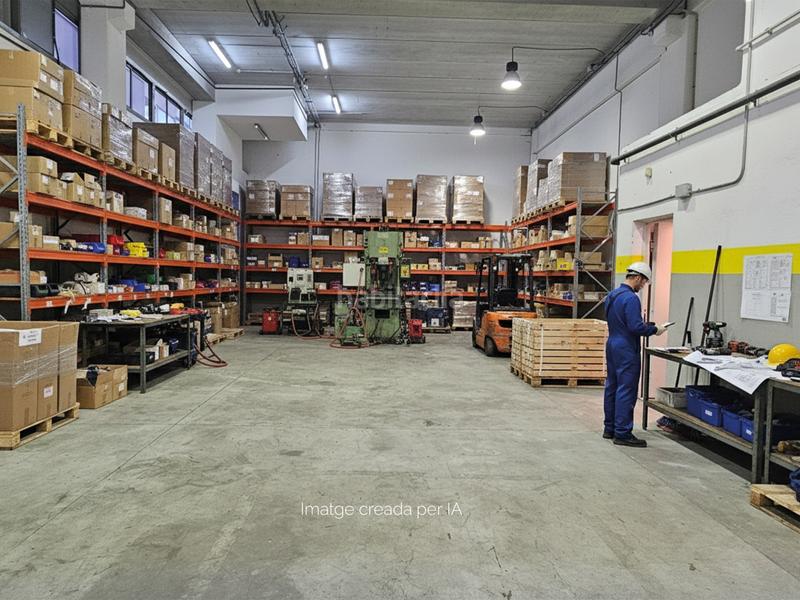 Foto f8419e5f-d504-4c51-8ed5-e87dd572d4ee. Location bâtiment à usage industriel dans Port Badalona