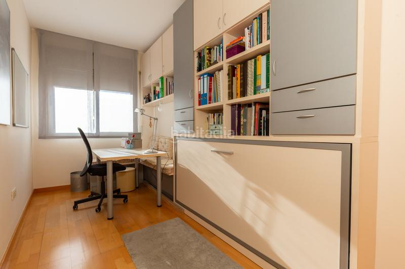 Foto 3dd01a5b-2a89-476e-8ea8-5d12d06b56c9. Casa a schiera con riscaldamento parcheggio in Coll Favà Sant Cugat del Vallès