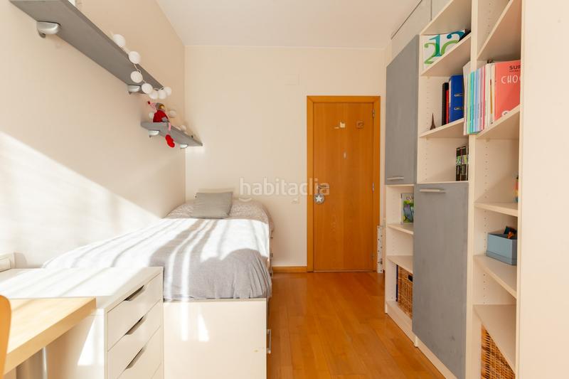 Foto 8cc11573-aa6a-4004-8987-3aa50f2f0746. Casa a schiera con riscaldamento parcheggio in Coll Favà Sant Cugat del Vallès